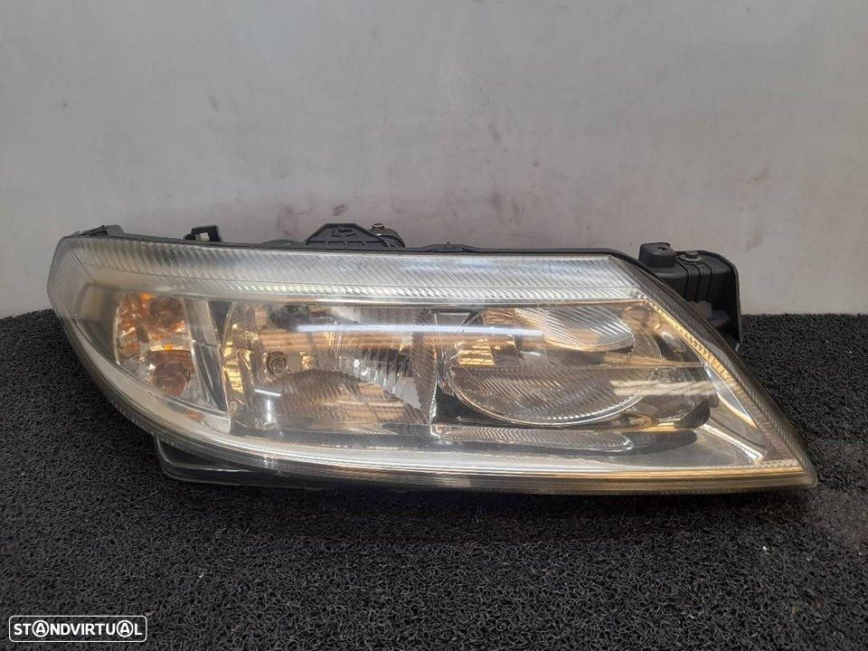 FAROL DIREITO RENAULT LAGUNA II BG0 - 1