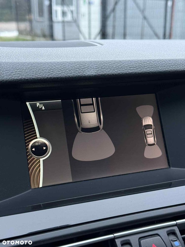 BMW Seria 5 520d Modern Line - 12