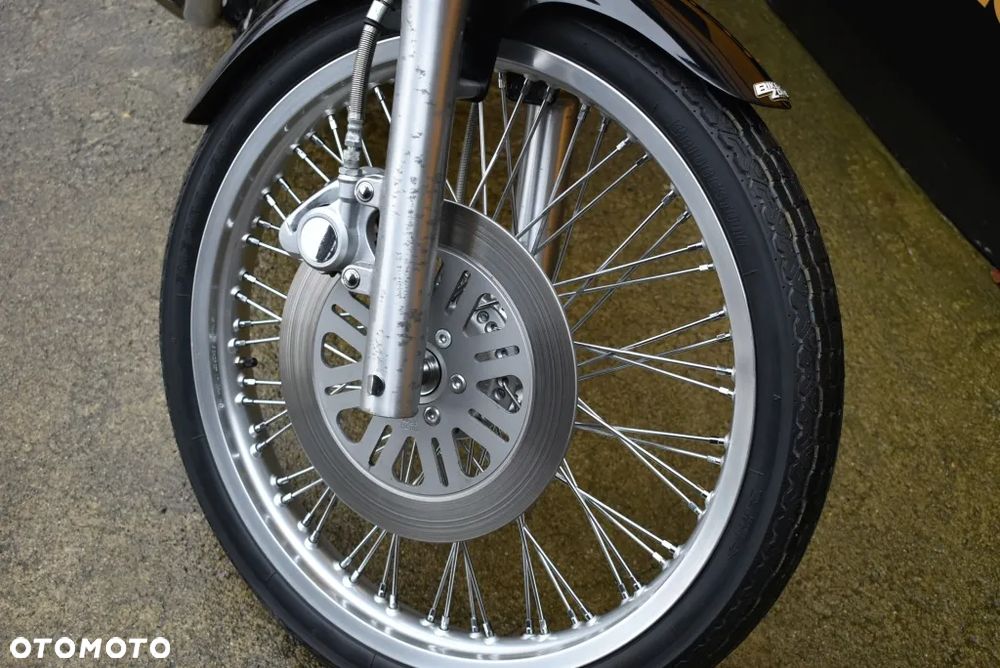 Suzuki Intruder - 27