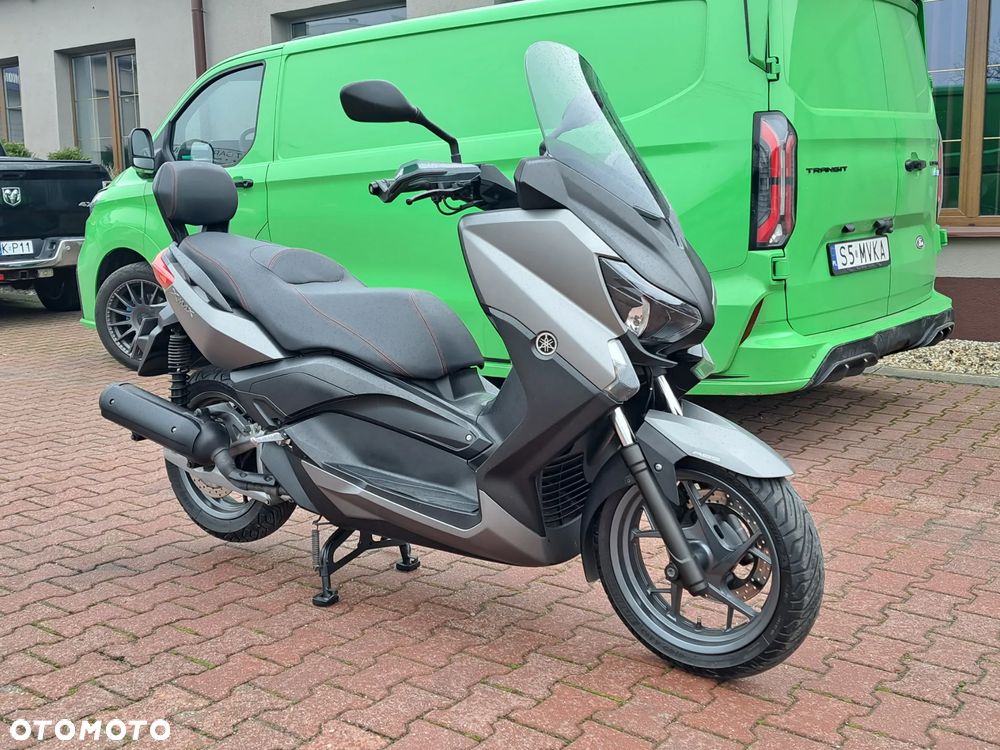 Yamaha X-max - 14