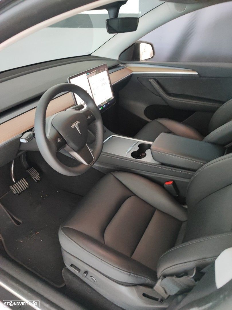 Tesla Model Y Tração Traseira - 4