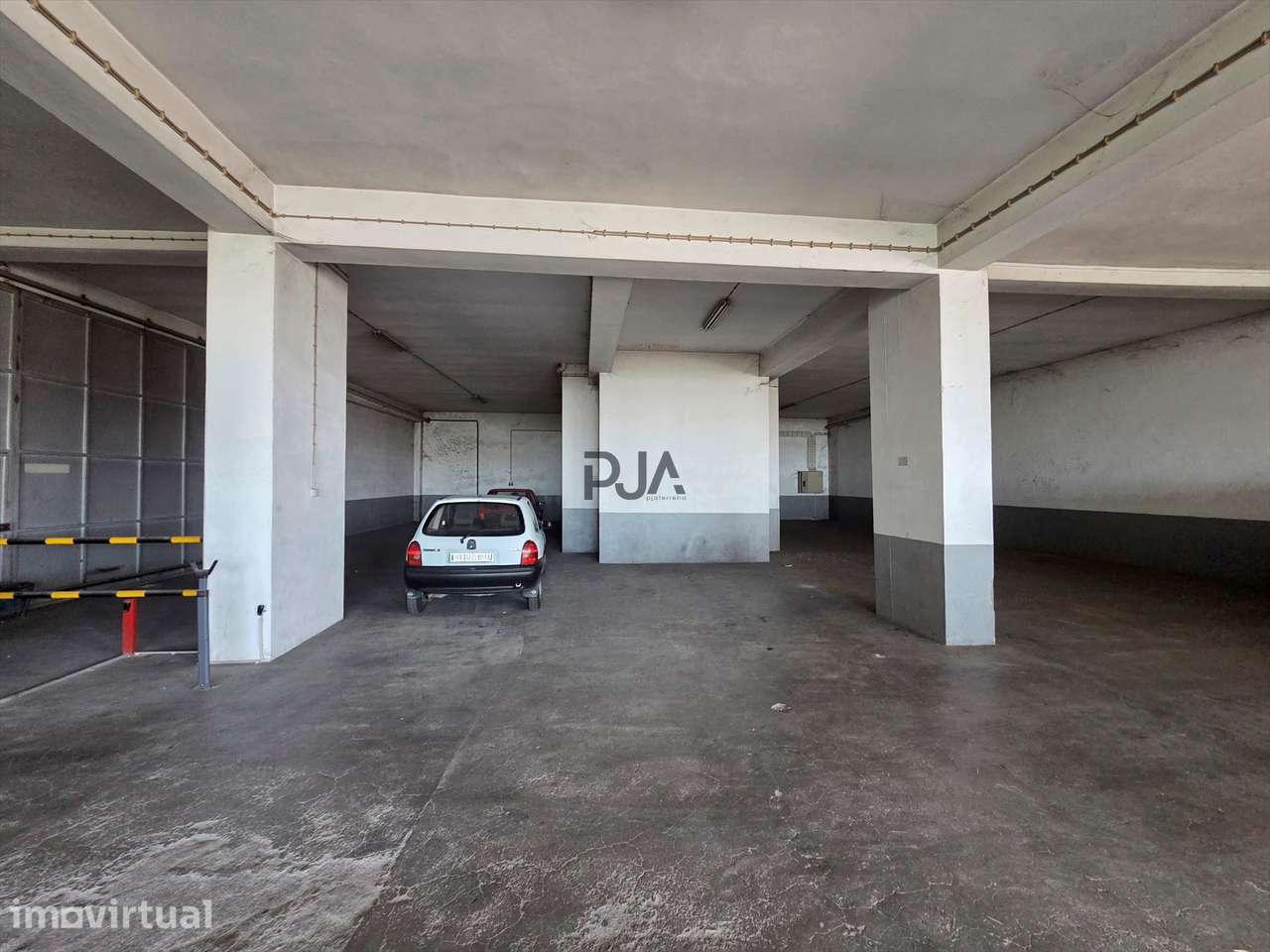 Armazéns para Venda no Centro da Cidade da Guarda - Grande imagem: 2/15