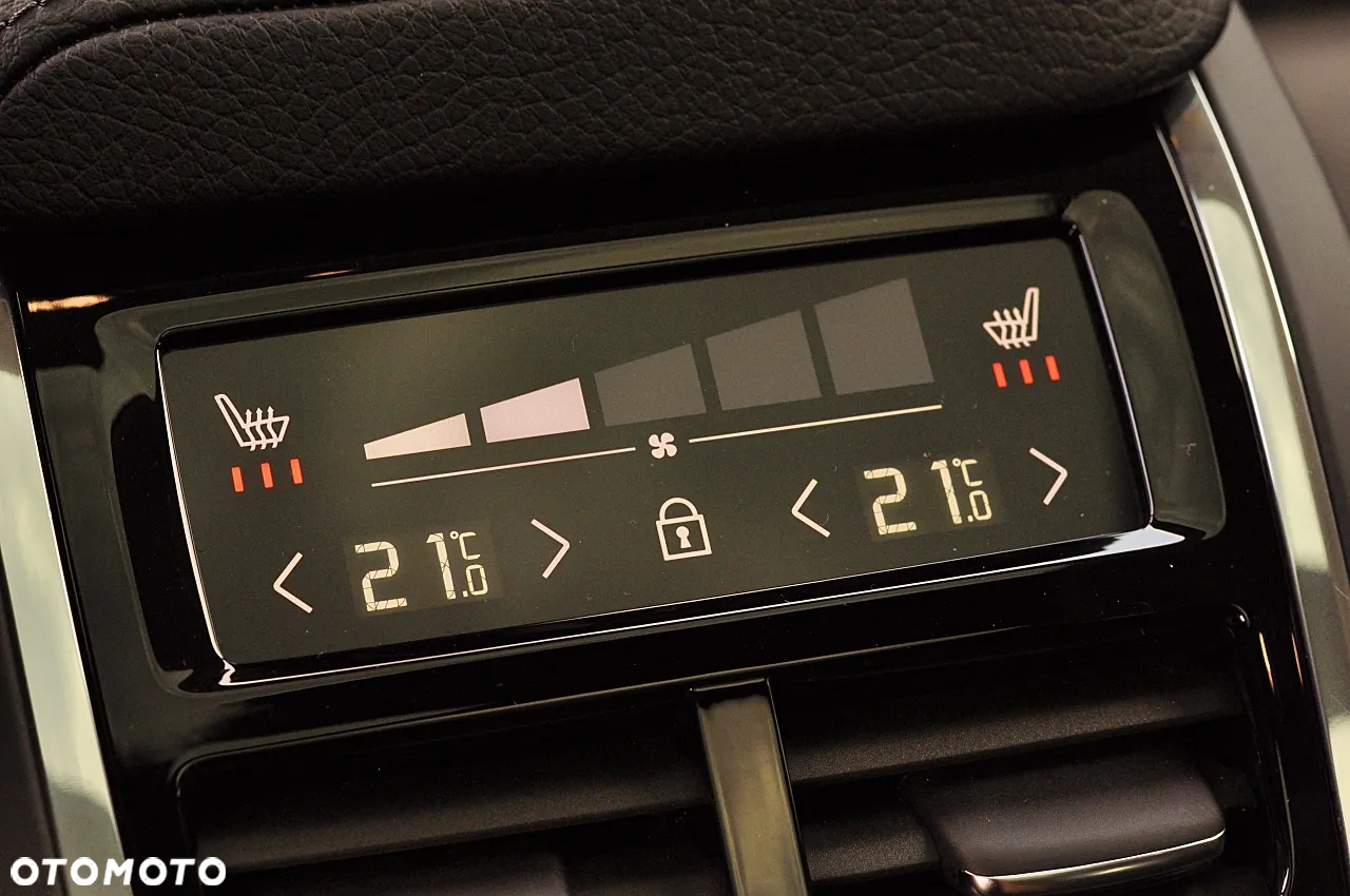 Volvo V60 D3 Inscription - 35
