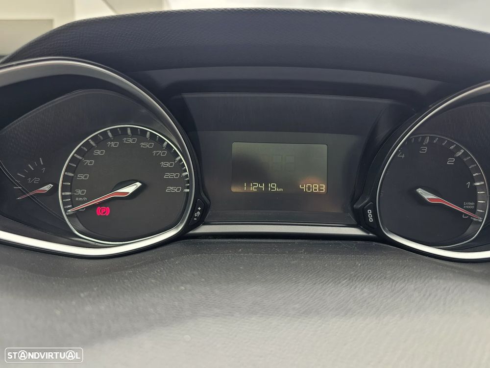 Peugeot 308 SW 1.6 e-HDi Allure J17 - 32