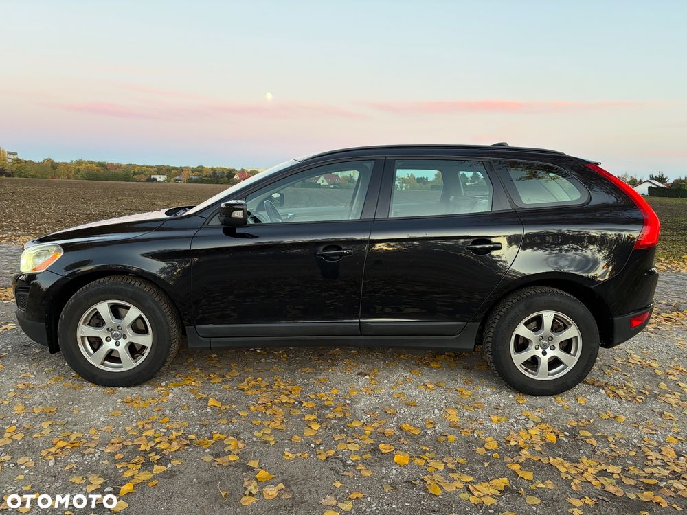 Volvo XC 60 - 25