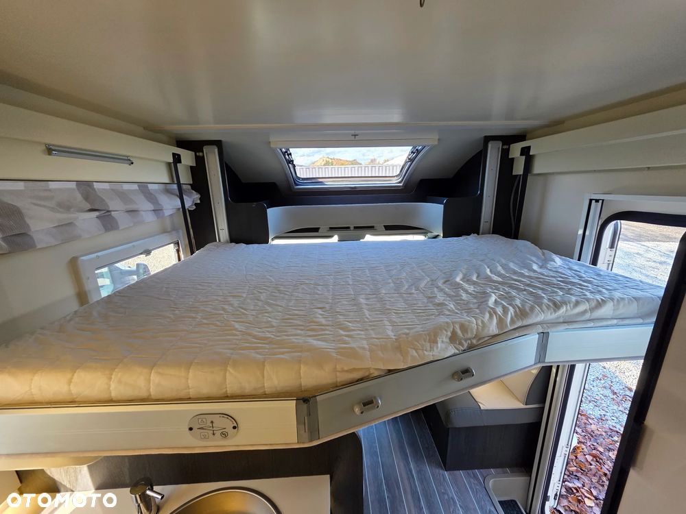 Ford Roller Team Kronos 284TL - 20