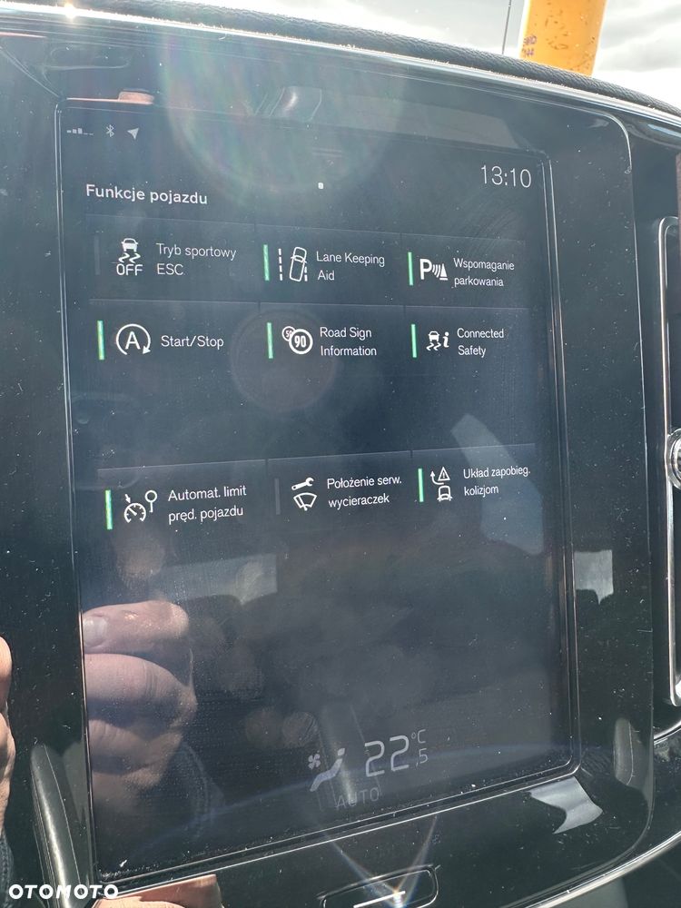 Volvo XC 40 T3 Momentum - 21