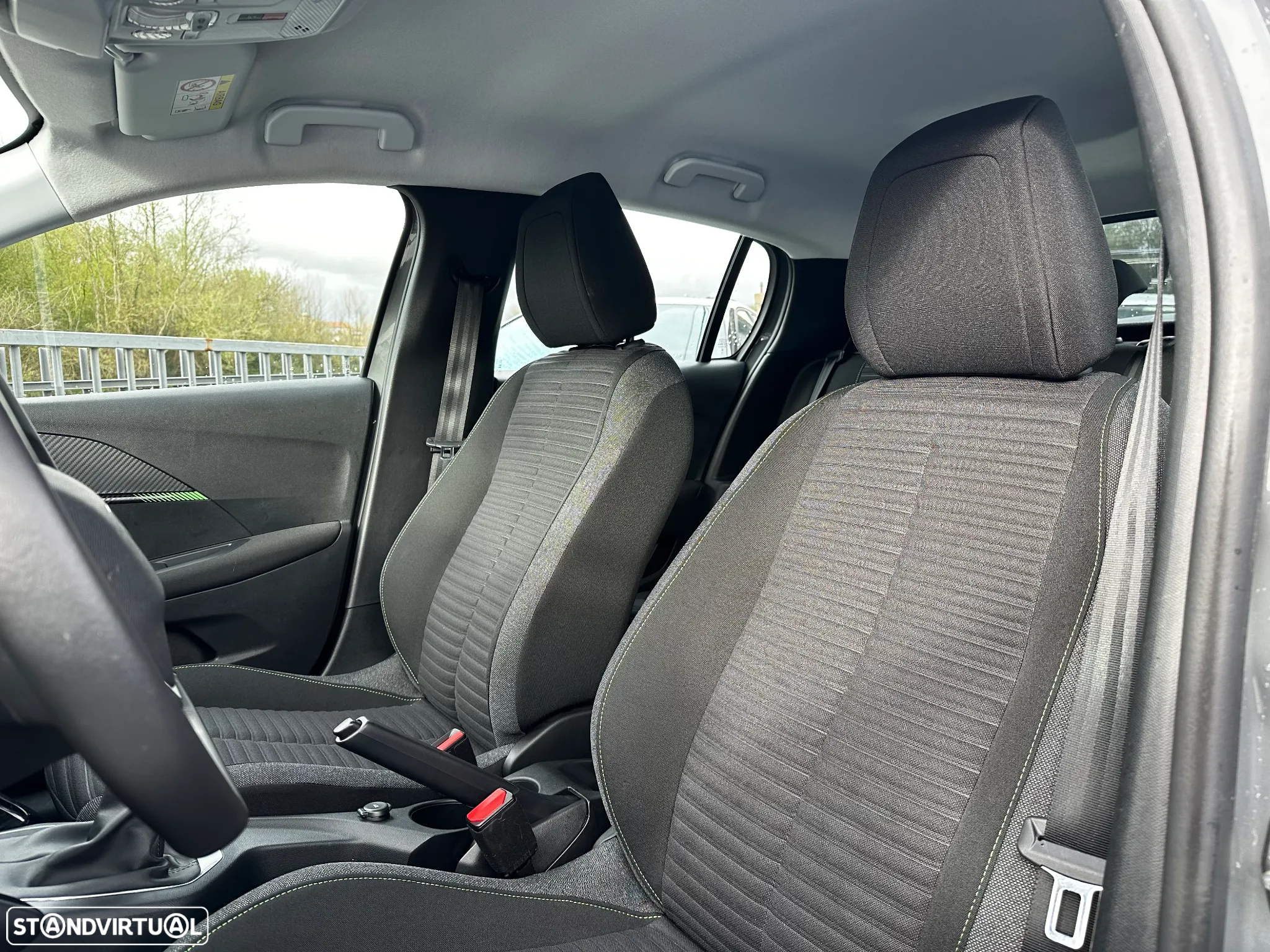 Peugeot 208 1.2 PureTech Active Pack - 10