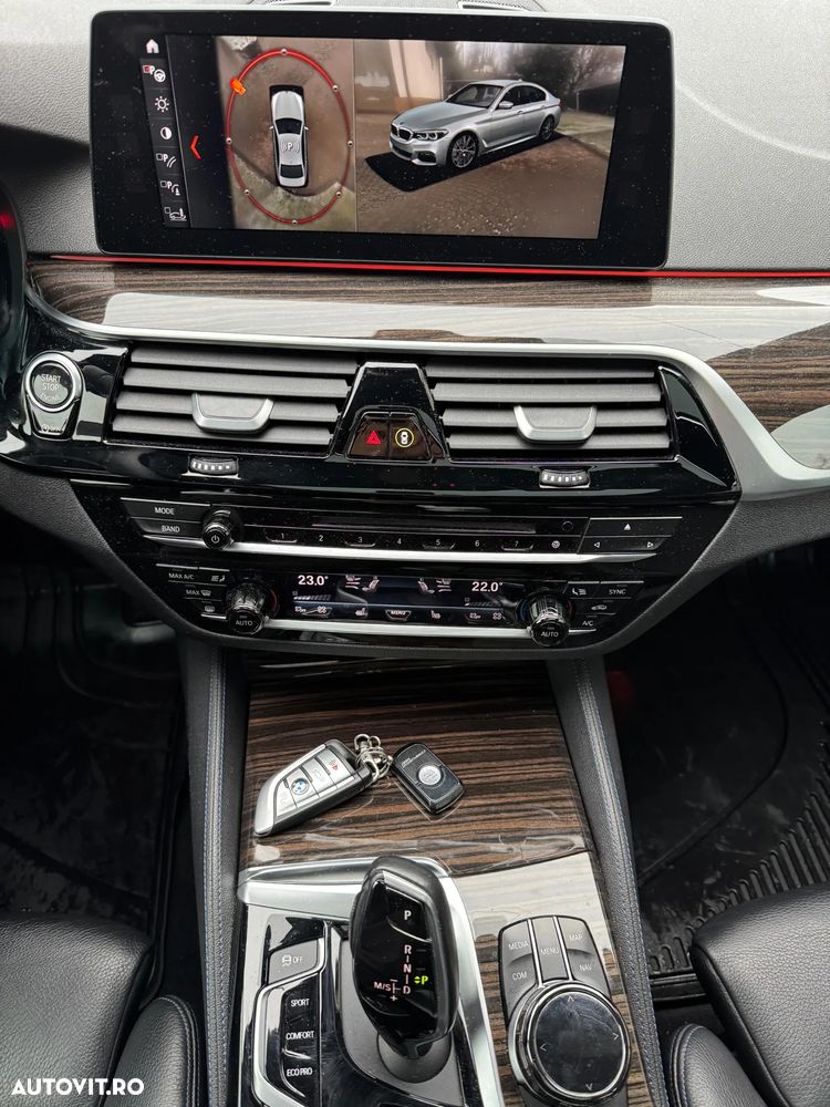 BMW Seria 5 530i xDrive Aut. Sport Line - 30