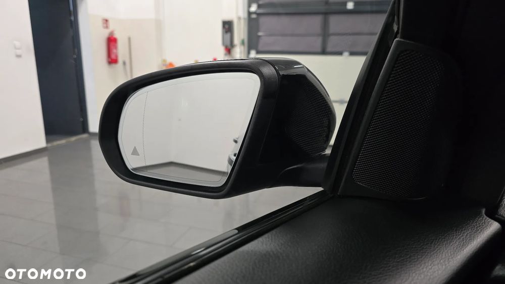 Mercedes-Benz GLC 300 de 4Matic 9G-TRONIC AMG Line Plus - 22