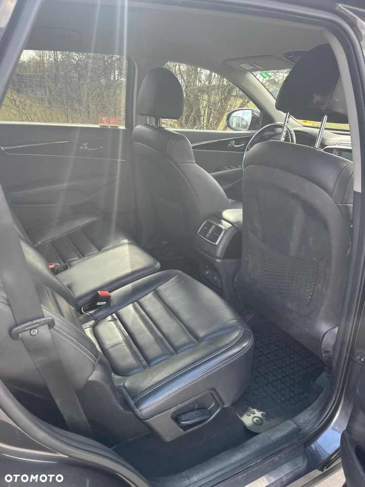 Kia Sorento - 7