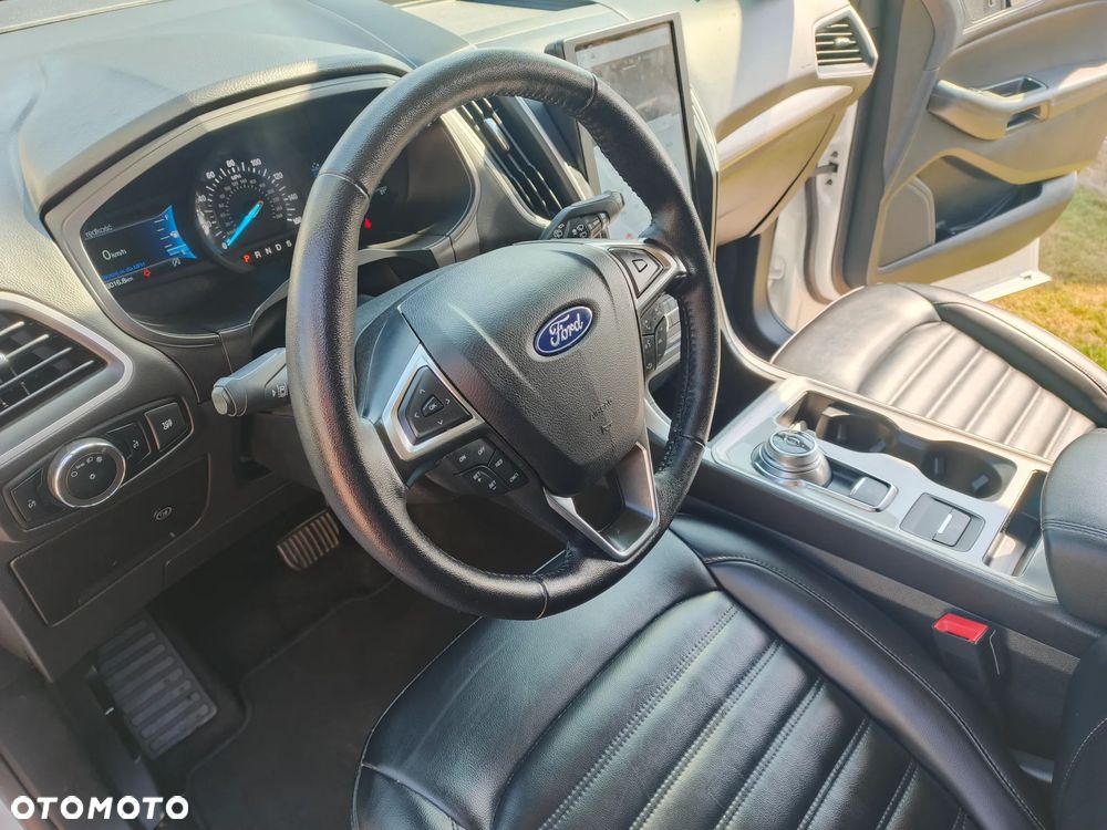 Ford Edge - 12