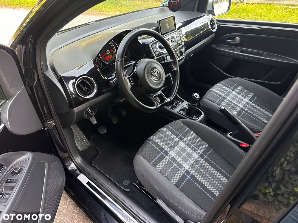 Volkswagen up! club - 20