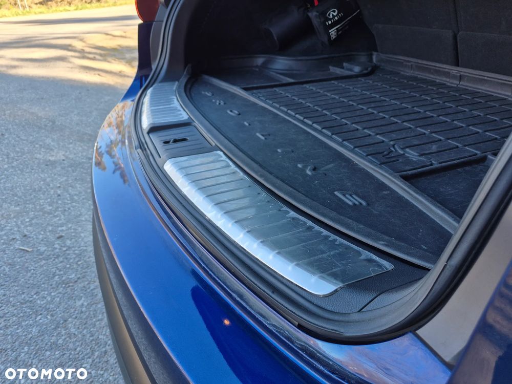 Infiniti QX70 3.7 S Premium - 6