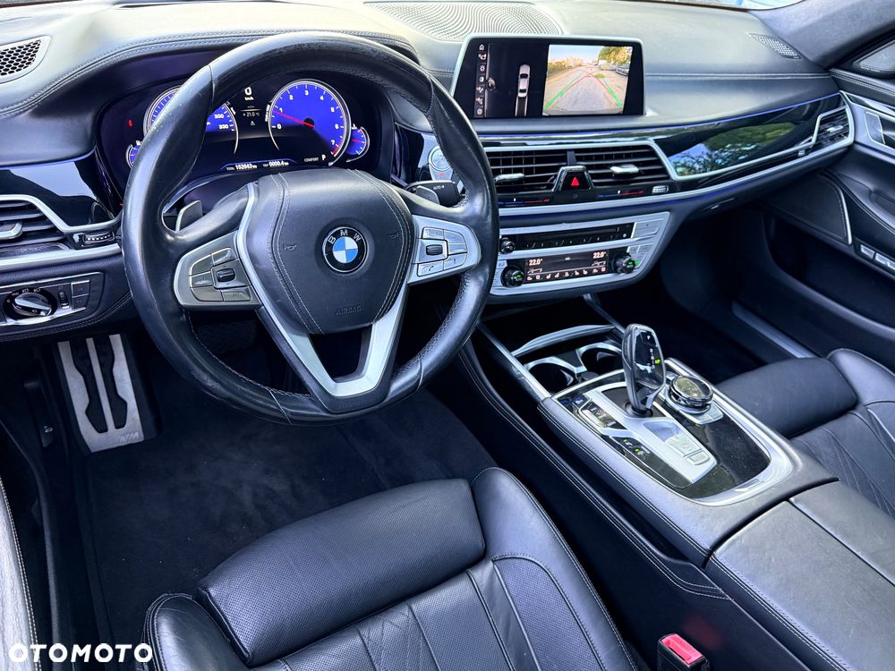 BMW Seria 7 740Li - 7