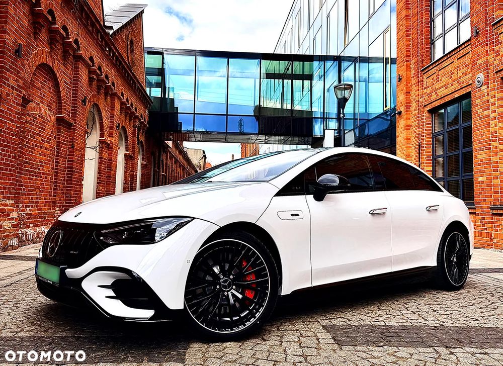 Mercedes-Benz EQE AMG 43 4Matic - 1