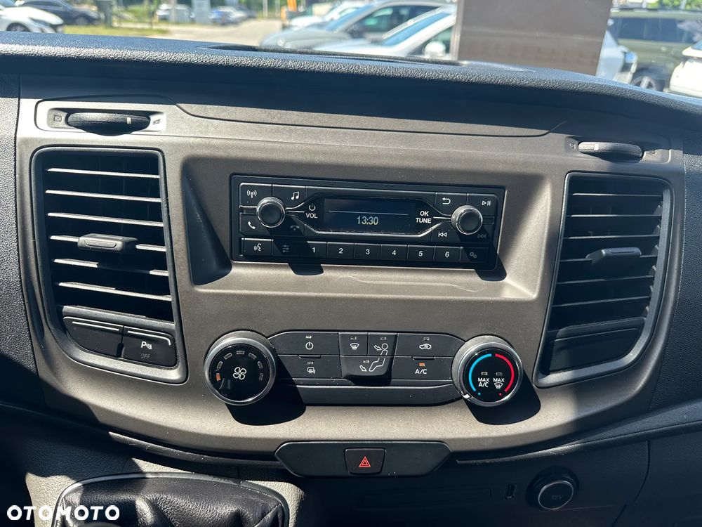 Ford TRANSIT CUSTOM - 16
