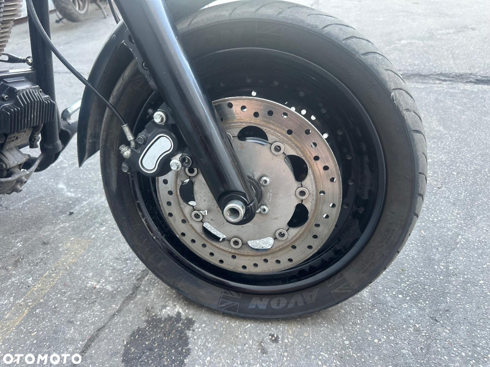 Harley-Davidson Dyna Fat Bob - 3