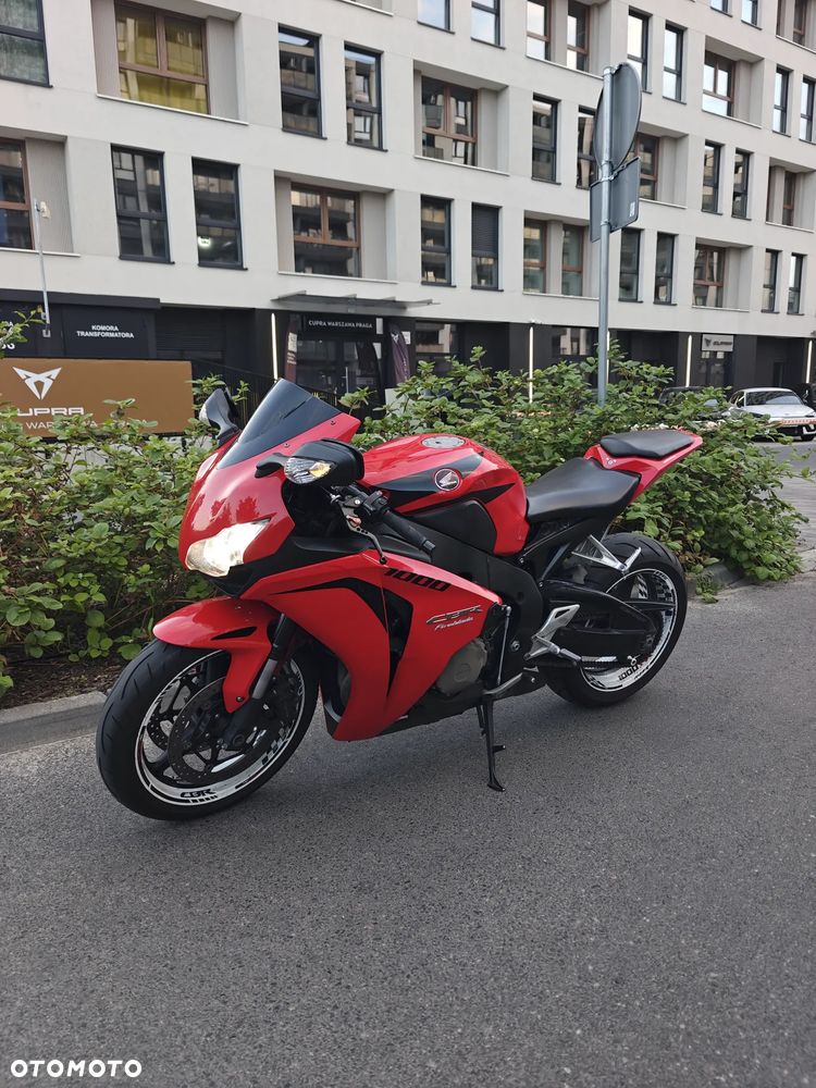 Honda CBR - 1