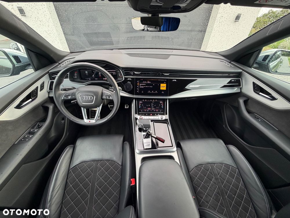 Audi SQ8 - 18