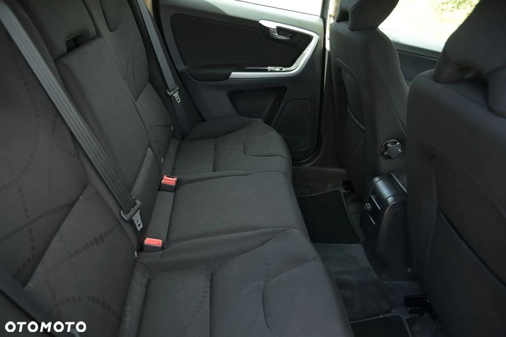 Volvo XC 60 - 24