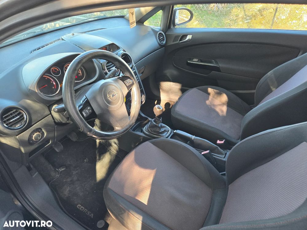 Opel Corsa 1.7 CDTI Cosmo - 8
