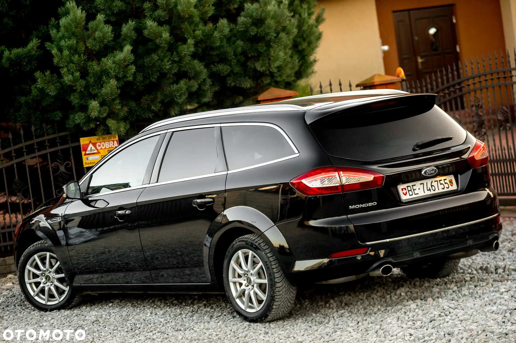 Ford Mondeo 2.0 EcoBoost Start-Stopp Autom Titanium - 10
