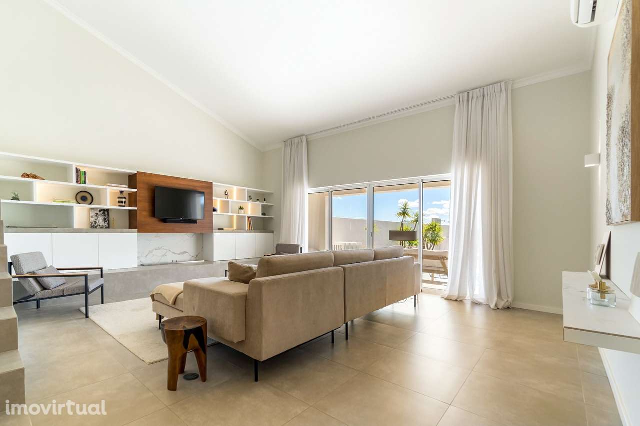 Viver Bem no Algarve: Moradia de Luxo em Vilamoura - Grande imagem: 2/36