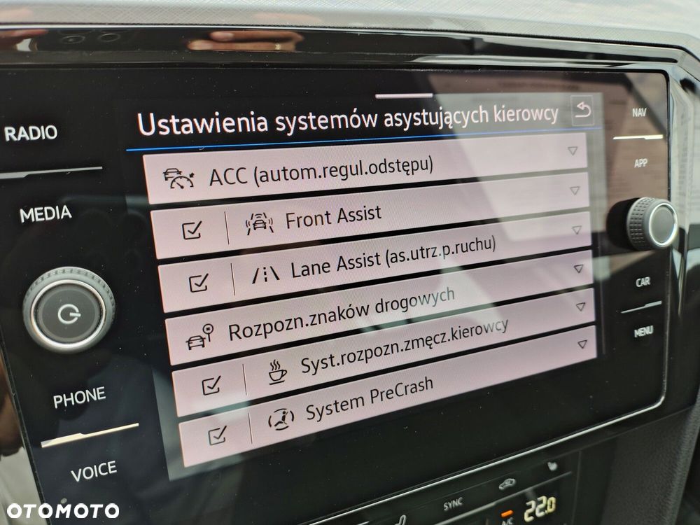 Volkswagen Passat - 29