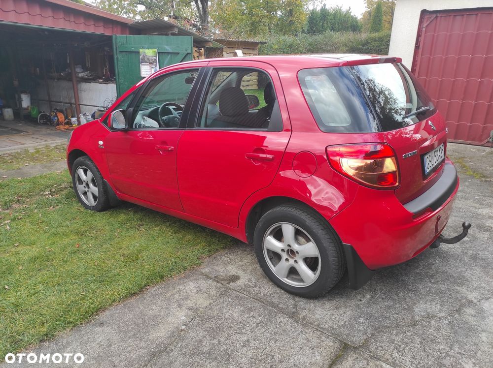 Suzuki SX4 - 4