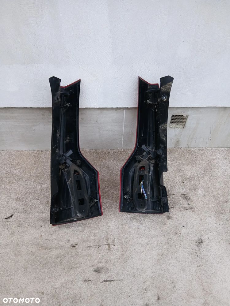 LAMPA TYLNA LEWA I PRAWA CITROEN C 4 PICASSO ROK 06/10 - 5