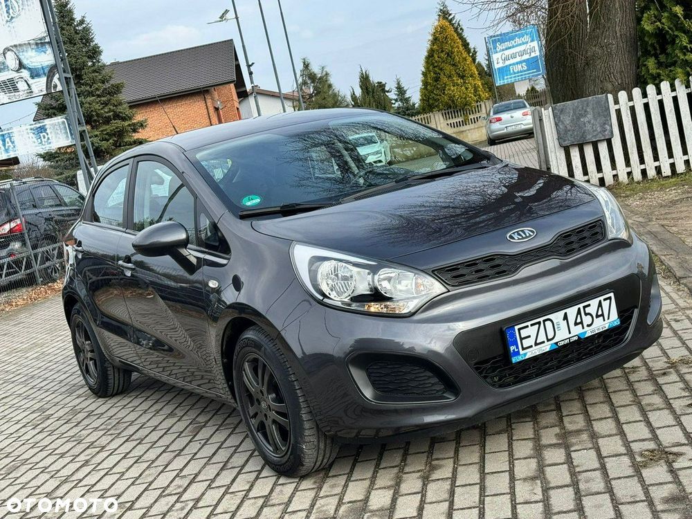 Kia Rio 1.2 Attract - 3