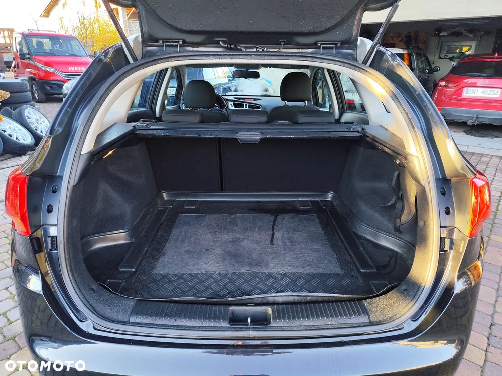 Kia Ceed Cee'd 1.6 GDI M - 9