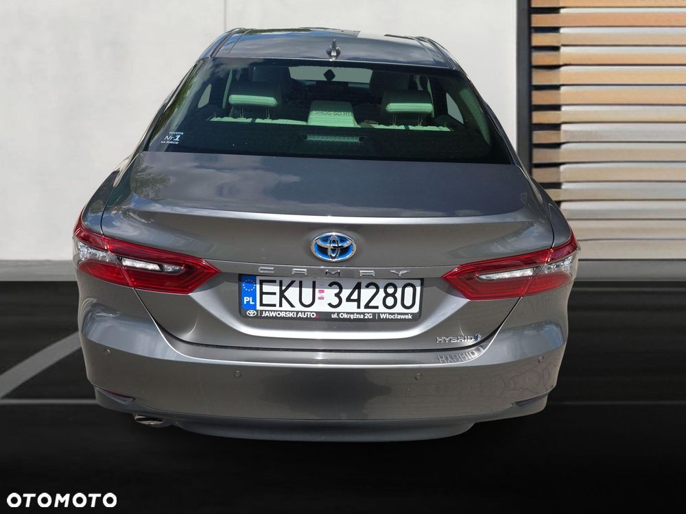 Toyota Camry 2.5 Hybrid Executive CVT - 13