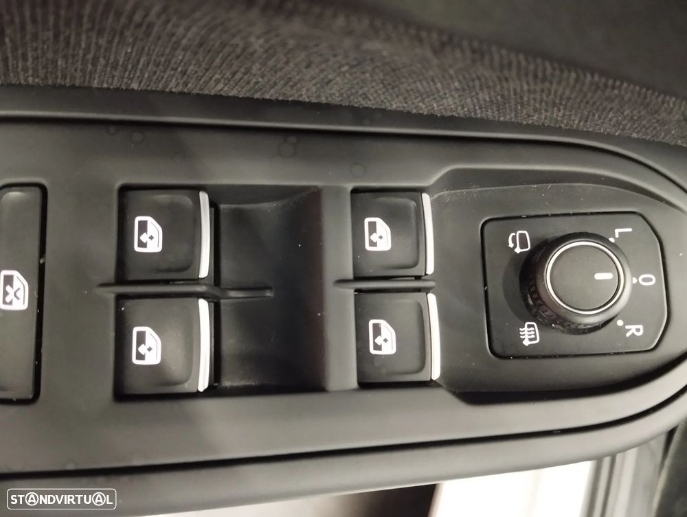 VW Golf 1.0 TSI Sportline - 16