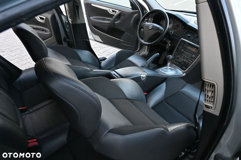 Volvo S60 2.4D5 Momentum - 26