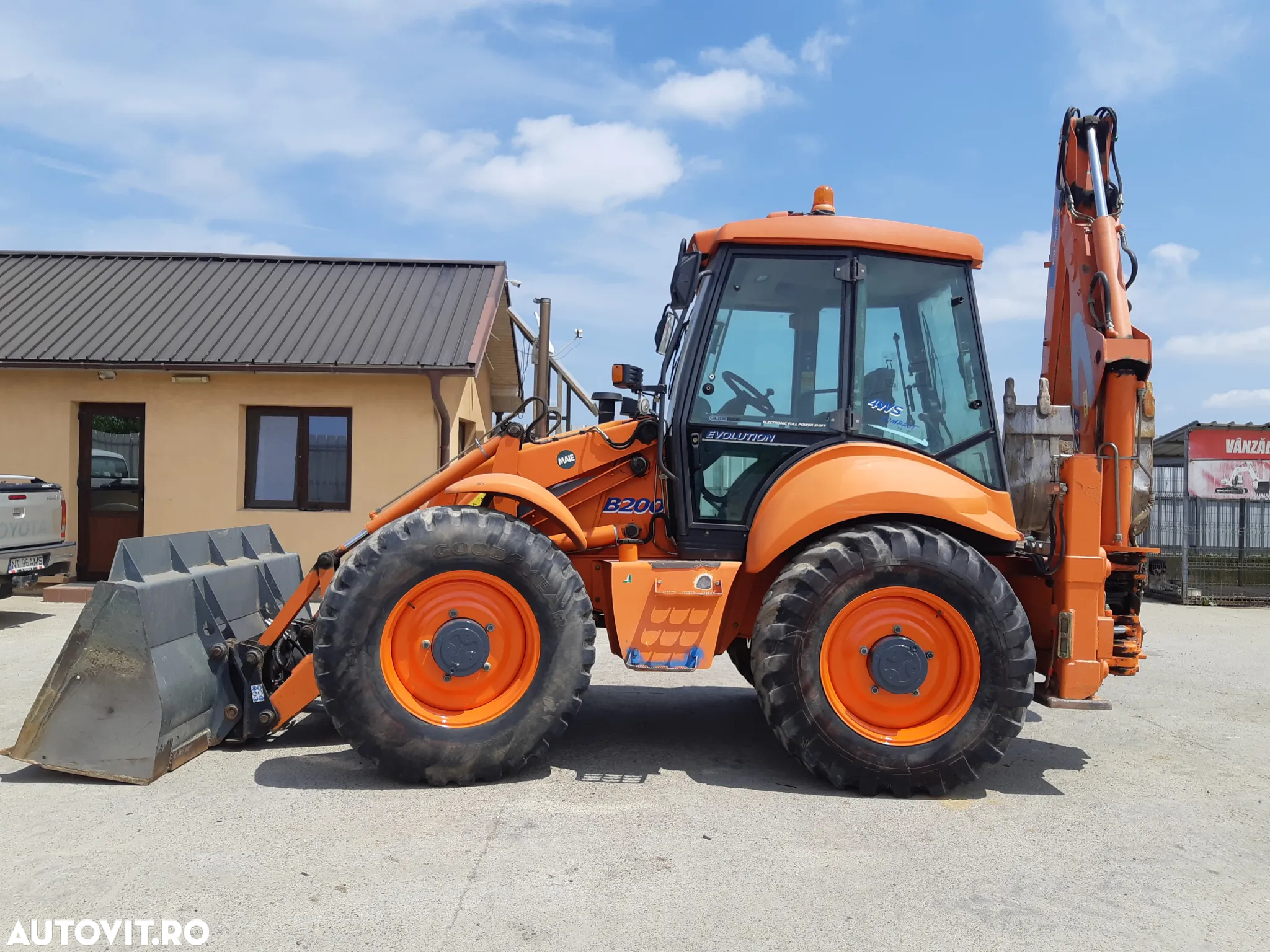 FIAT KOBELCO B200 - 8