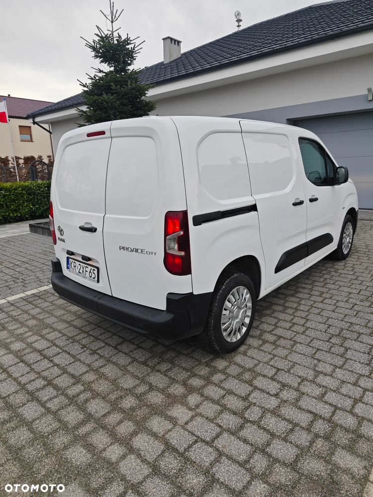 Toyota PROACE CITY - 8