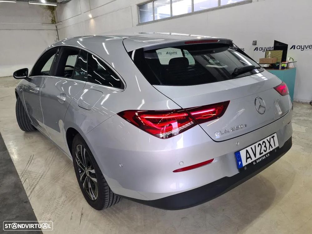 Mercedes-Benz CLA 250 e Shooting Brake Style Plus - 2