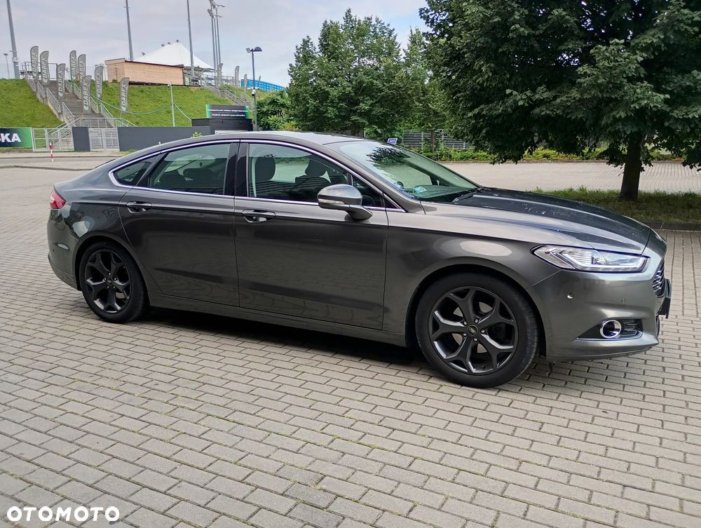 Ford Mondeo 2.0 EcoBoost Titanium - 4