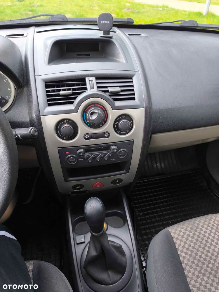 Renault Megane - 8