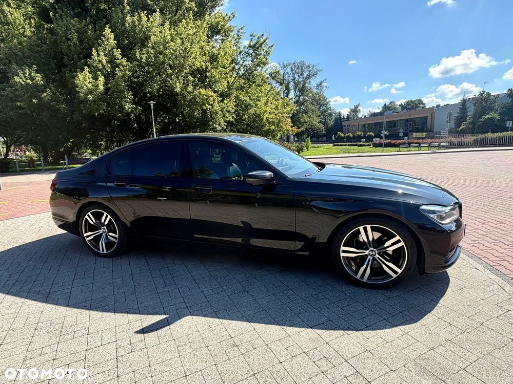 BMW Seria 7 730d - 16