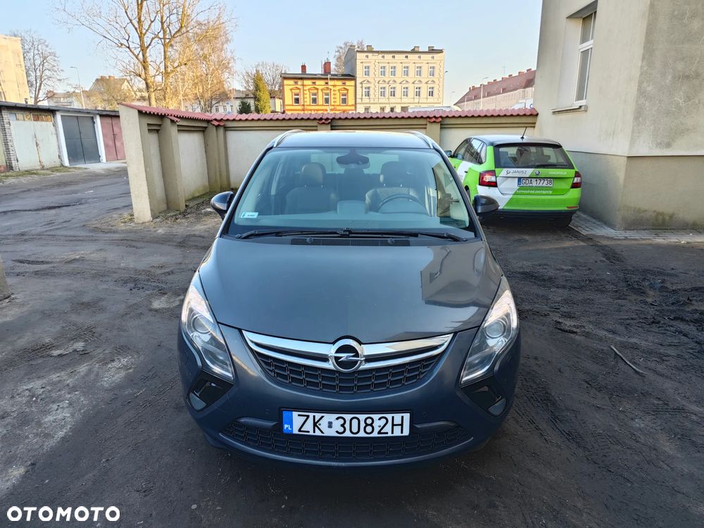 Opel Zafira Tourer 2.0 CDTI Style - 2