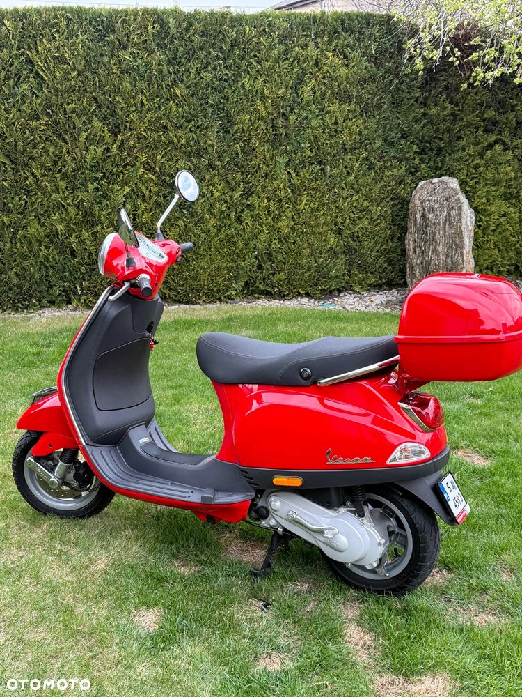 Piaggio Vespa - 1