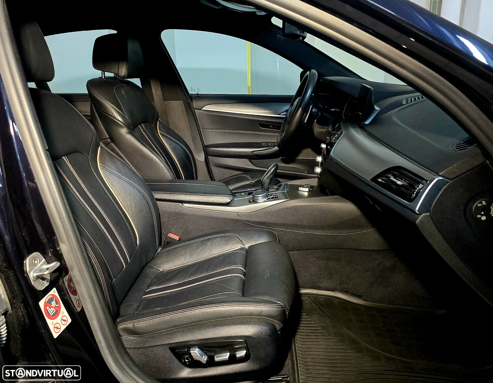 BMW 530 d xDrive Pack M Auto - 9