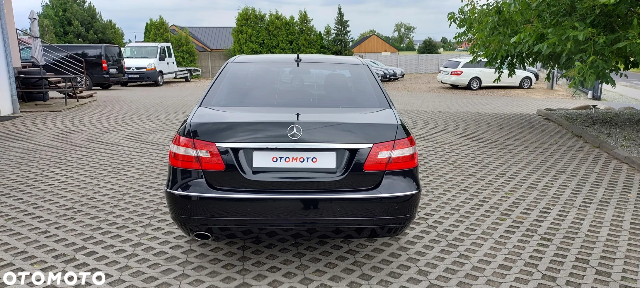 Mercedes-Benz Klasa E - 26
