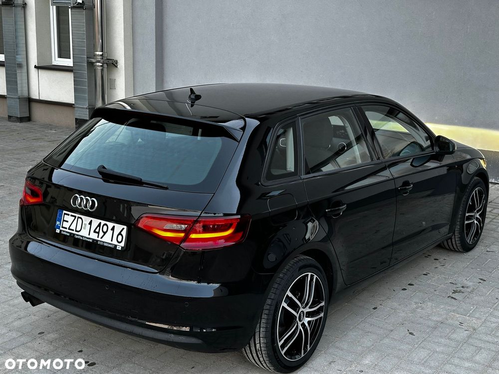 Audi A3 Sportback - 14