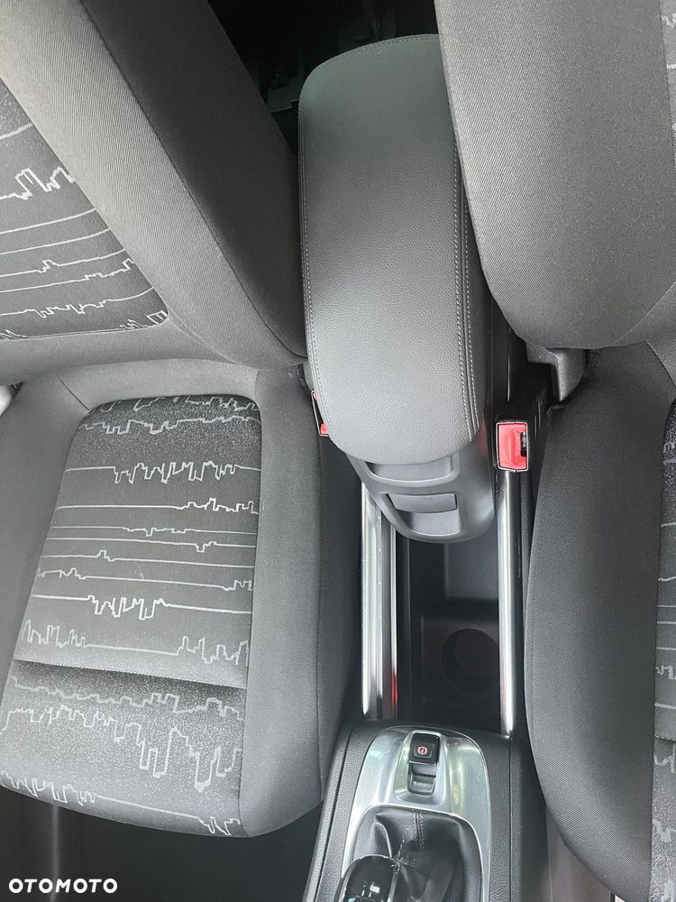 Opel Meriva 1.3 CDTI Essentia ecoFLEX - 10