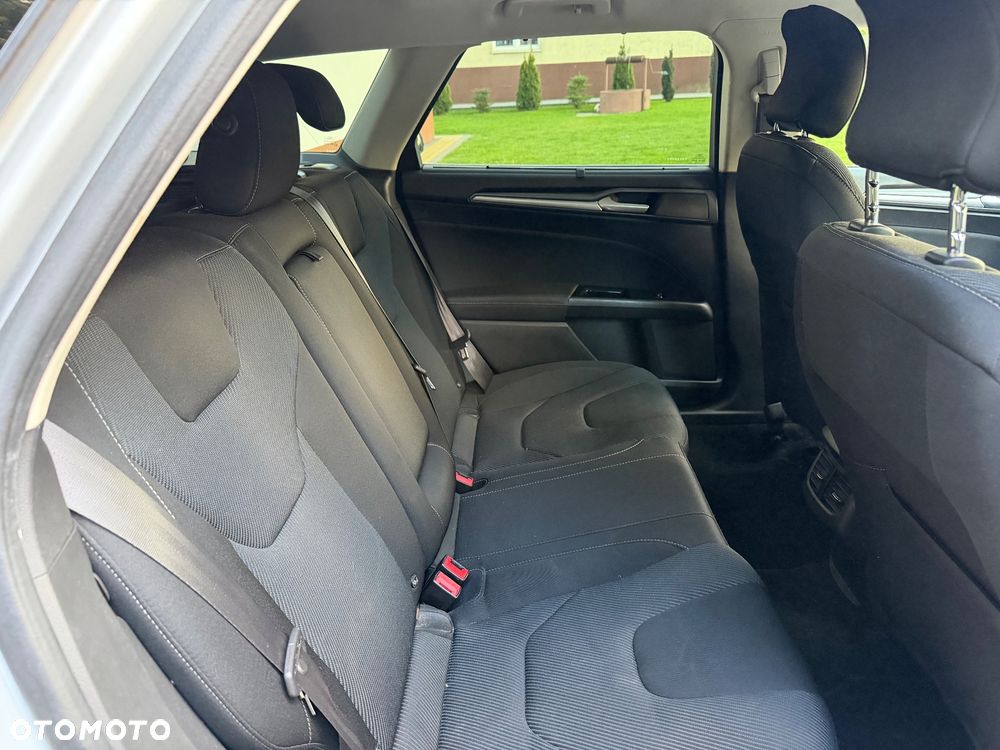 Ford Mondeo 2.0 TDCi Allrad Business Edition - 16