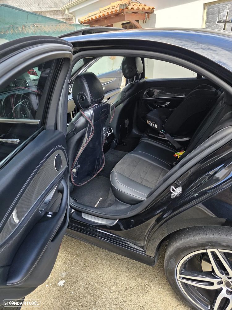 Mercedes-Benz E 220 d AMG Line - 12